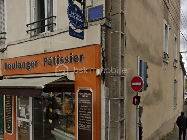 LOCAL COMMERCIAL - QUAI DE PRAGUE, ORLÉANS