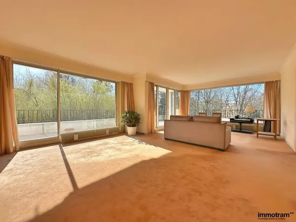 Appartement 5 pièces 152 m²