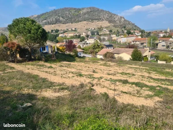 Terrain constructible