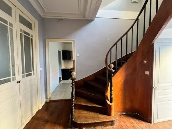 Maison 9 pièces 170 m²
