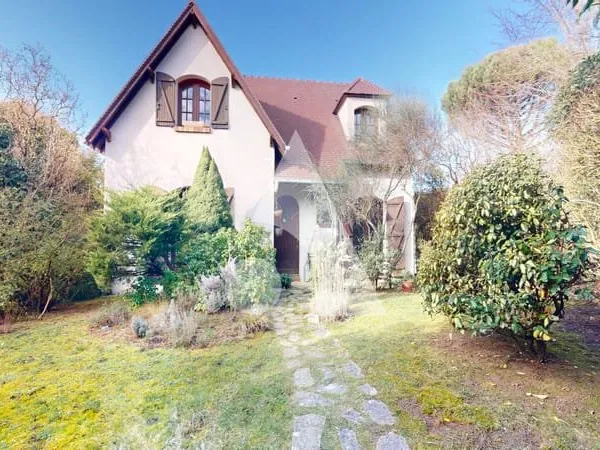 Maison Itteville - 7 pièce(s) - 103 m2