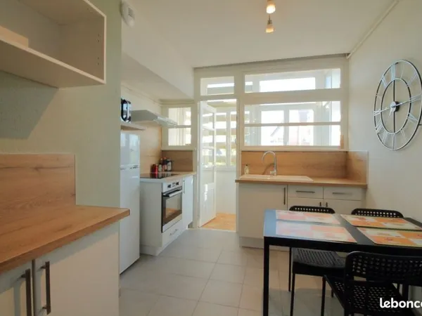 Chambre dans colocation meublée - Belfort centre