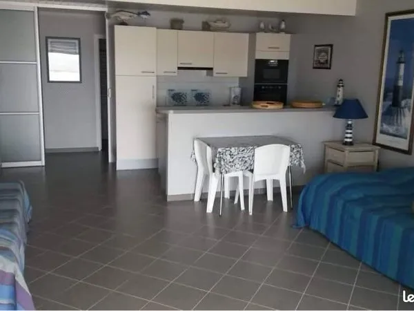 Face mer - Superbe studio mezzanine de 38 m² avec terrasse de 30 m² et accès direct plage