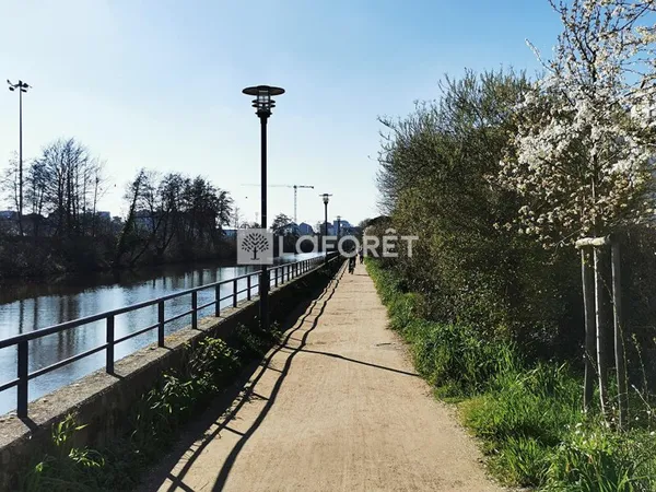 Terrain 579 m²