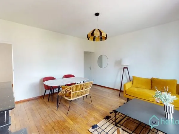 LA2382 - Appartement 3 pièces - Rue des Fossés Patris, 10000 T