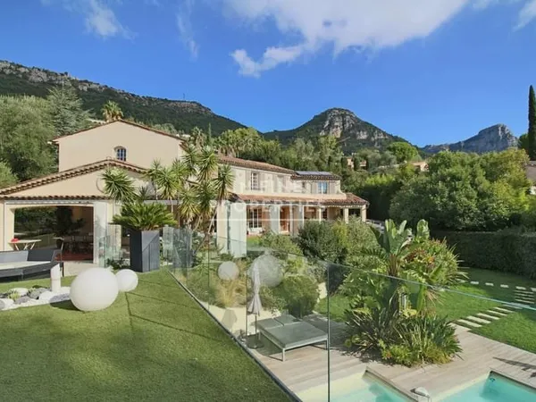 VILLA PROVENÇALE VUE DÉGAGÉE VENCE