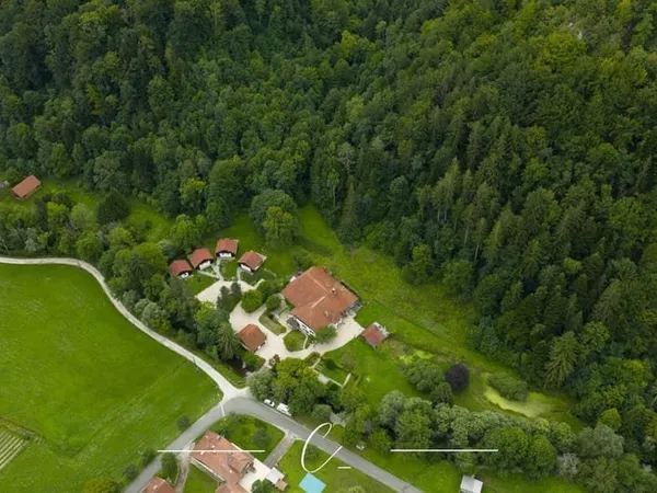 Villa 20 pièces 650 m²