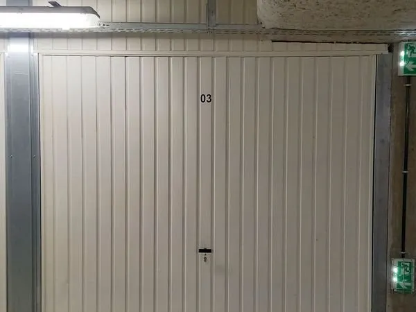 Garage à louer - Villeurbanne