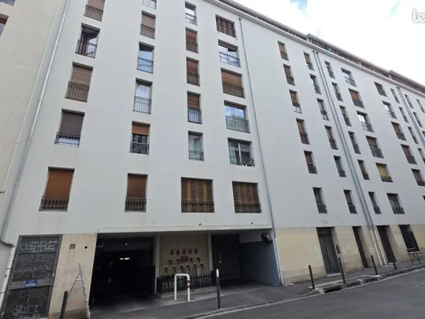 Place de stationement