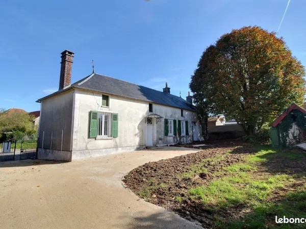 Maison champenoise en partie rénovée
