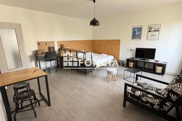 Studio 1 pièce 33 m²
