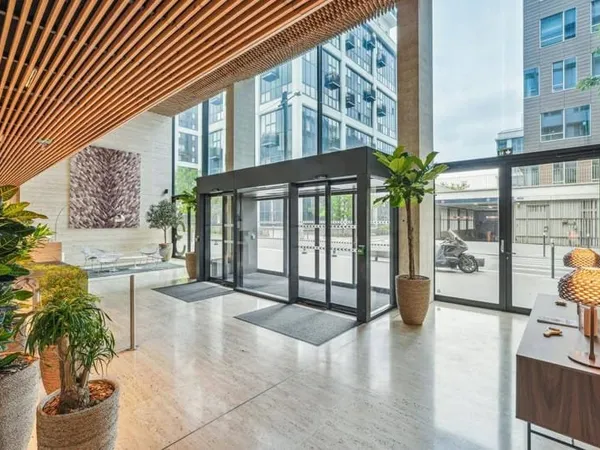Bureaux 2595 m²