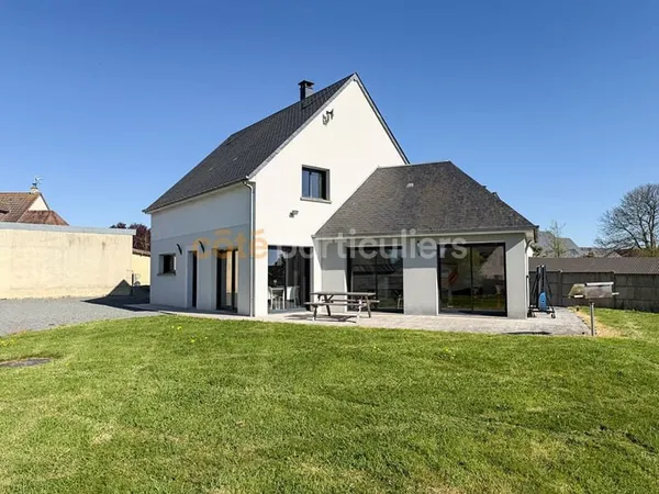 Maison contemporaine à Moyon-Village