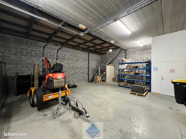 Local 107 m² Abbeville