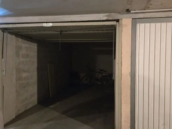 Parking/box 15 m² NICE