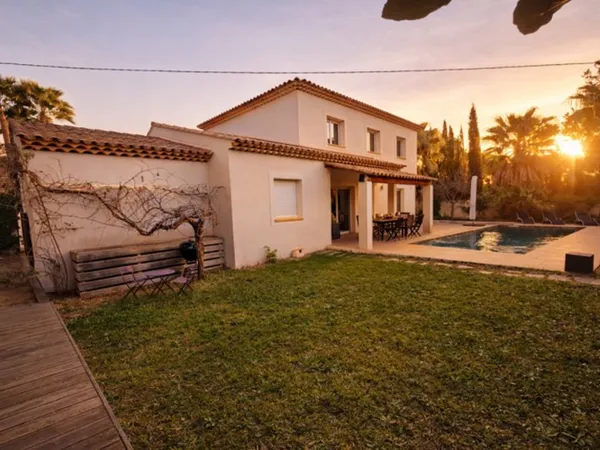 Villa contemporaine 157 m² ? 5 chambres ? Piscine balinaise