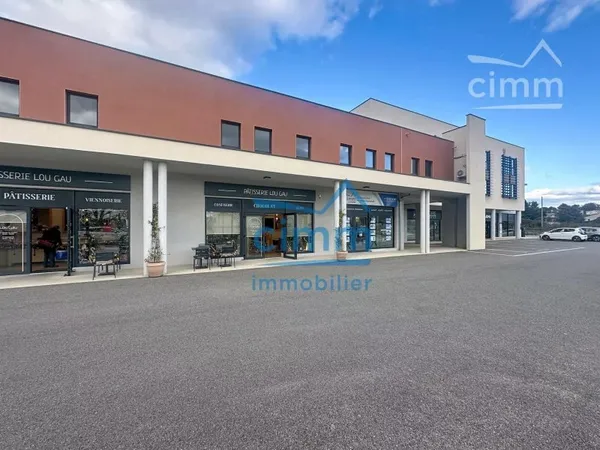 Locaux commerciaux ou bureaux