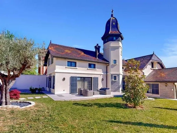 Maison 6 pièces 190 m²