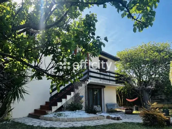 Maison 7 pièces 172 m²