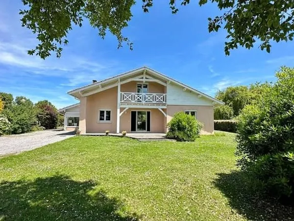 Maison 5 pièces 145 m²
