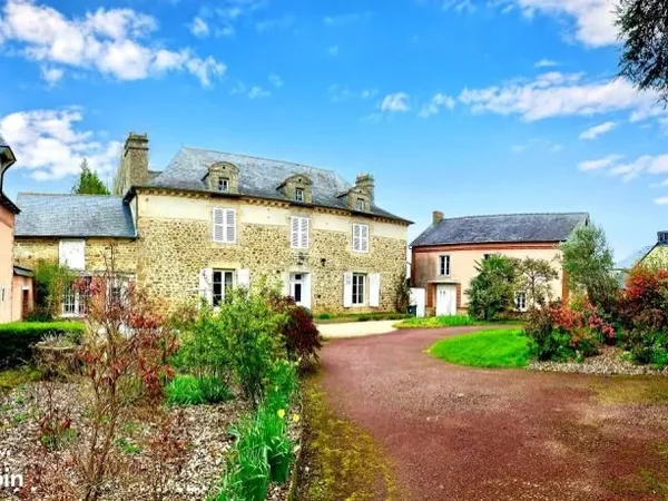 Manoir 6 pièces 195 m²
