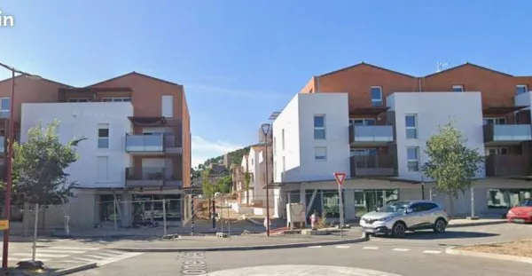 Local commercial 279 m²