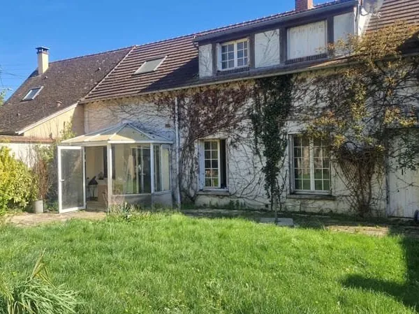 JOUY centre - Maison ancienne de135 m²