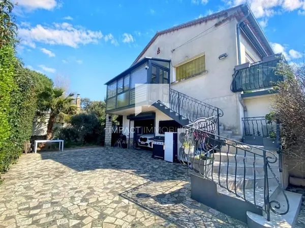 La Crau (83) - Élégant appartement-villa avec entrée indépendante, jardin, terrasse plein sud et gar