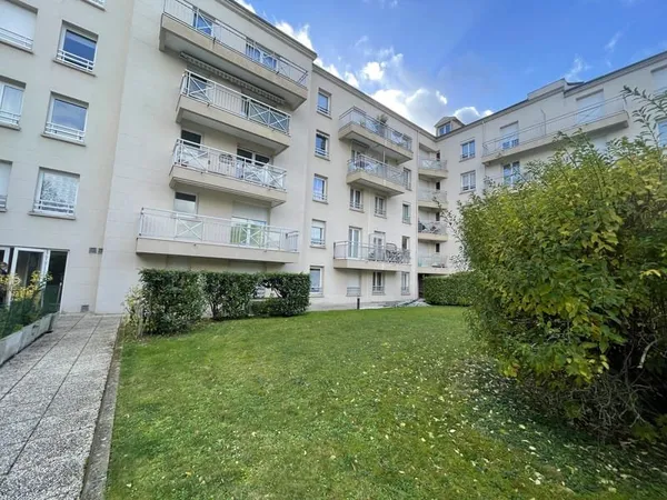 Centre-ville Résidence de standing F4 avec terrasse et d