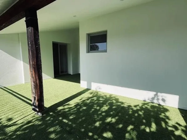MAISON ENTIEREMENT RENOVEE