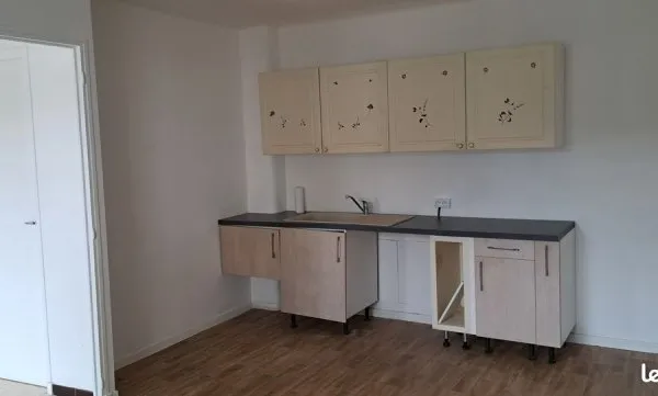 Location t2 oraison centre ville