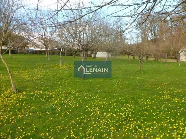 Terrain 1400 m²