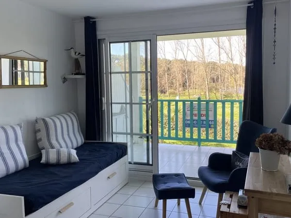Appartement studio et cave
