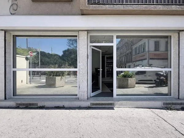 Local commercial 36 m²