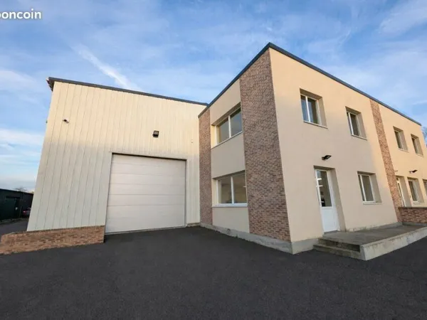 LOCAL D'ACTIVITE 810 m² BEZANNES