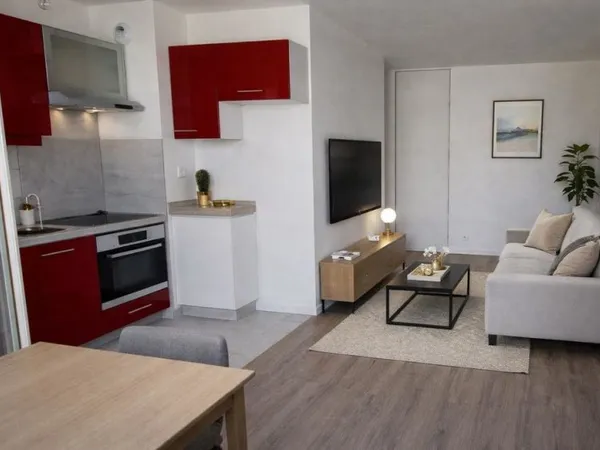 STUDIO 24 m2 COLLEGIEN centre ville