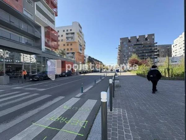 Local commercial 95 m²