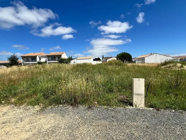 Terrain 457 m²