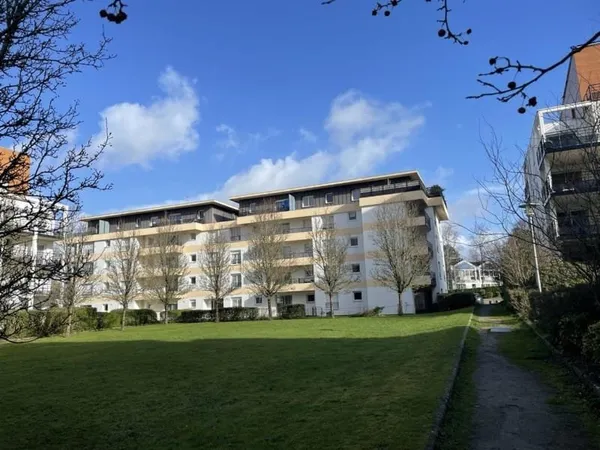 Appartement de Type 2 avec Jardin Privatif et Parking Privé