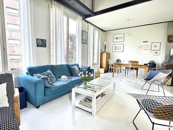 Maison 8 pièces 219 m²