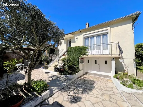 Vente | Maison | 5p | 3ch | 96 m² | Poissy | Expo Sud | Terrasse · Balcon · Jardin
