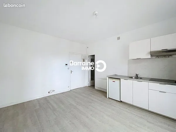 Studio 1 pièce 21 m²