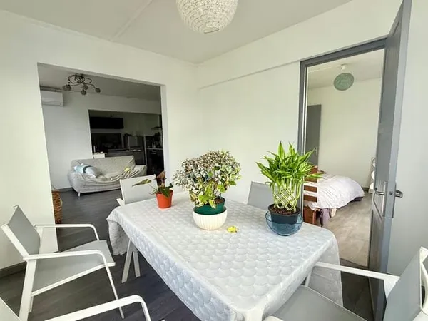 Appartement 4 pièces 77 m²