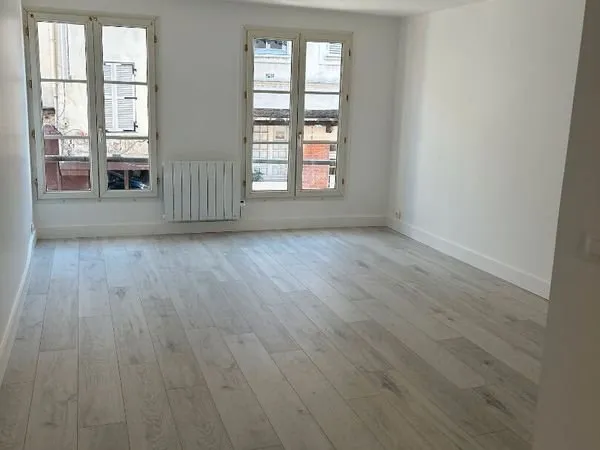 Studio 1 pièce 26 m²