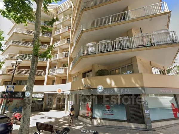 Studio 1 pièce 28 m²