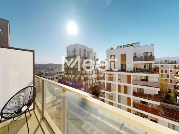 STUDIO - IMMEUBLE RÉCENT - BALCON - VUE DÉGAGÉE