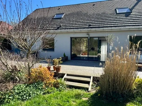 Maison 7 pièces 215 m²