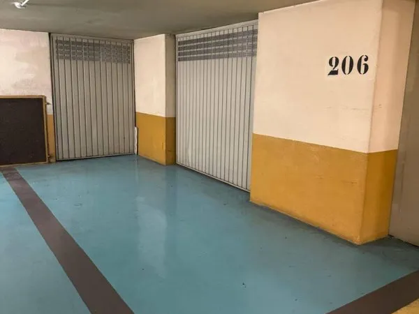 Parking 10 m²