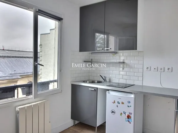 Location-7ème arrondissement - 2 pièces de 19.15m2 - Rue des Saints-Pères