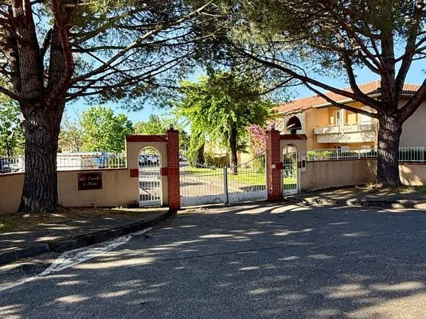 Appartement dans résidence calme